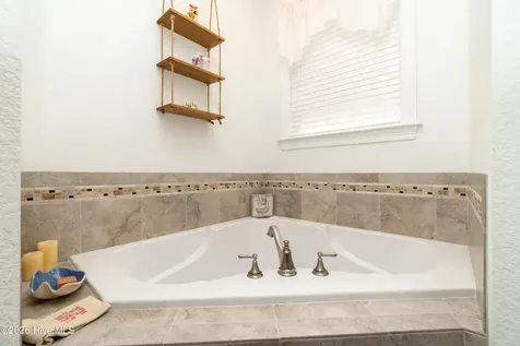 111 Belle View Currituck NC 27929