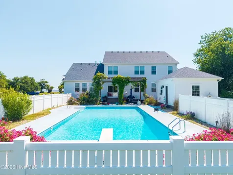 111 Belle View Currituck NC 27929