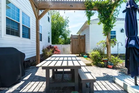 111 Belle View Currituck NC 27929