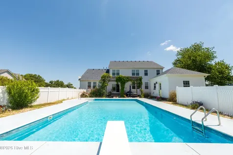 111 Belle View Currituck NC 27929