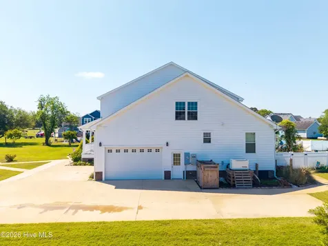 111 Belle View Currituck NC 27929