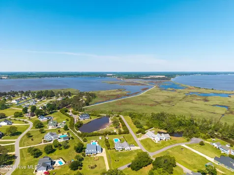 111 Belle View Currituck NC 27929