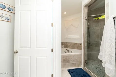 111 Belle View Currituck NC 27929