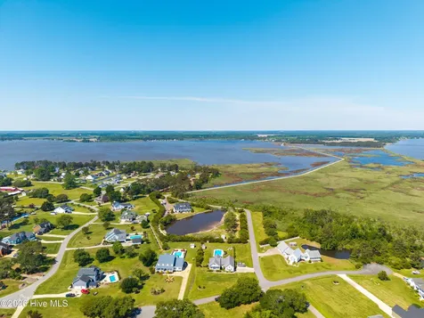 111 Belle View Currituck NC 27929