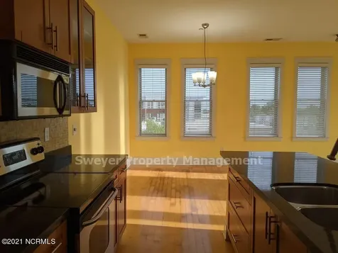 709 N 4th Street Wilmington NC 28401
