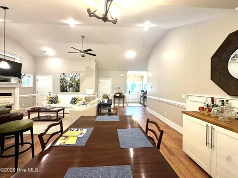 123 Vista Lane Hampstead NC 28443