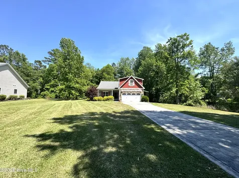 123 Vista Lane Hampstead NC 28443