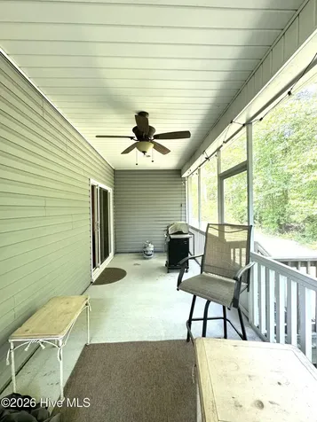 123 Vista Lane Hampstead NC 28443