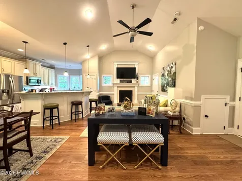 123 Vista Lane Hampstead NC 28443