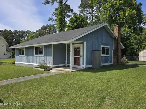 504 Dennis Road Jacksonville NC 28546