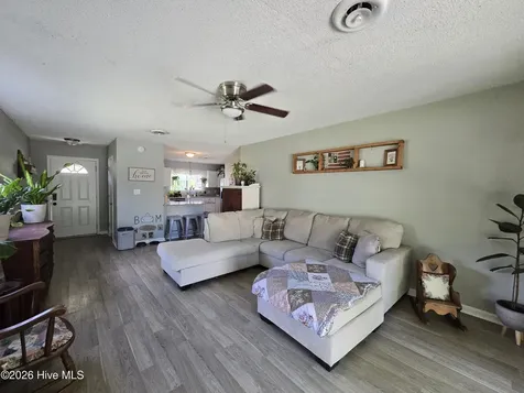 504 Dennis Road Jacksonville NC 28546