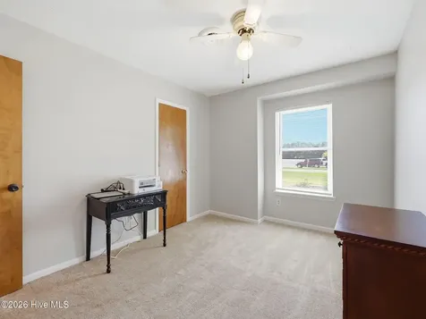 534 Waters Road Jacksonville NC 28546