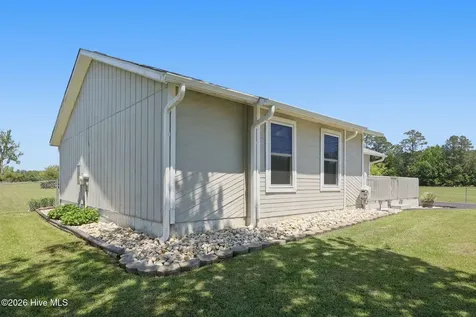 534 Waters Road Jacksonville NC 28546