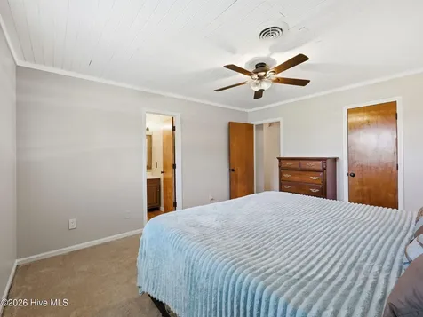 534 Waters Road Jacksonville NC 28546