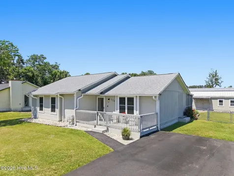 534 Waters Road Jacksonville NC 28546