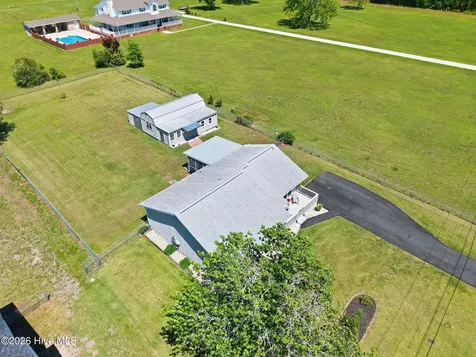 534 Waters Road Jacksonville NC 28546