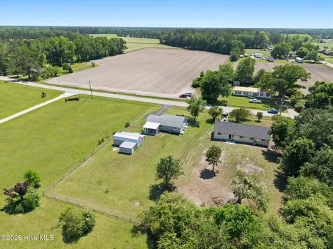 534 Waters Road Jacksonville NC 28546