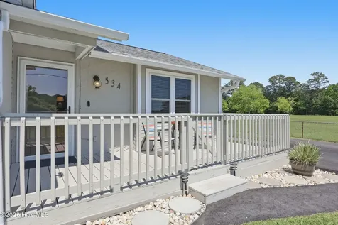 534 Waters Road Jacksonville NC 28546