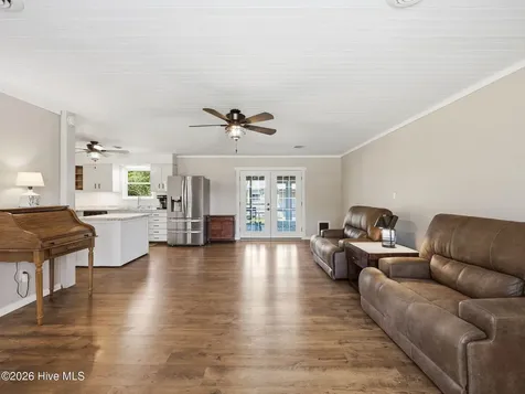 534 Waters Road Jacksonville NC 28546