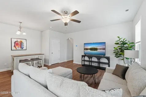 209 Shallowbag Bay Lane Jacksonville NC 28546