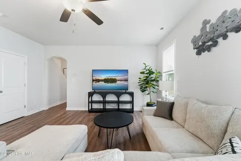 209 Shallowbag Bay Lane Jacksonville NC 28546