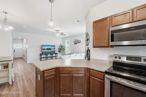 209 Shallowbag Bay Lane Jacksonville NC 28546