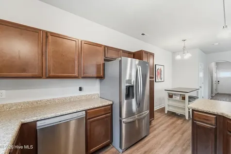 209 Shallowbag Bay Lane Jacksonville NC 28546