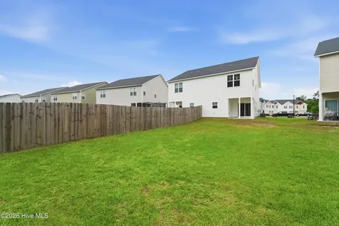 209 Shallowbag Bay Lane Jacksonville NC 28546