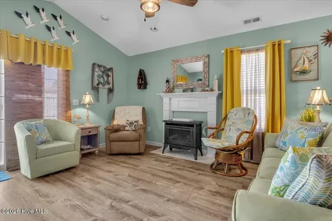 4286 River Birch Drive Southport NC 28461