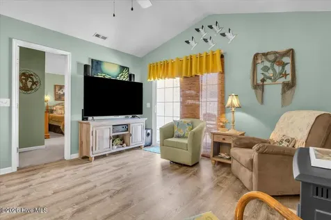 4286 River Birch Drive Southport NC 28461