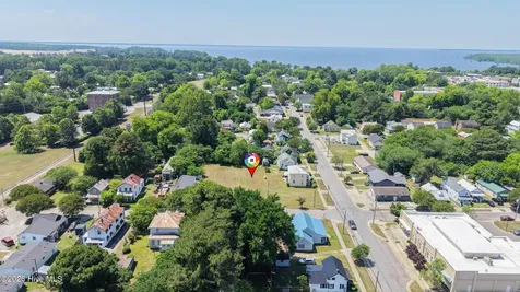 202 E Albemarle Street Edenton NC 27932