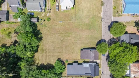 202 E Albemarle Street Edenton NC 27932