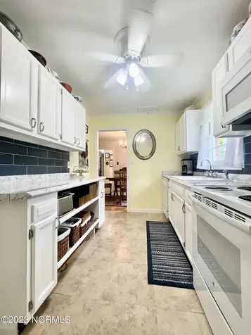 322 Forest Grove Avenue Jacksonville NC 28540