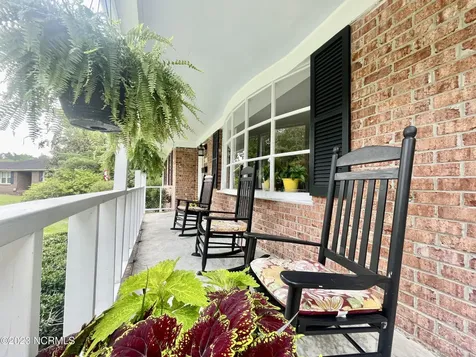 322 Forest Grove Avenue Jacksonville NC 28540