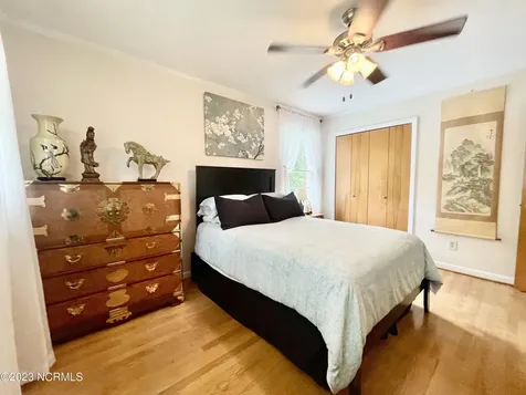 322 Forest Grove Avenue Jacksonville NC 28540