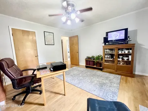 322 Forest Grove Avenue Jacksonville NC 28540