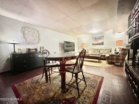 322 Forest Grove Avenue Jacksonville NC 28540