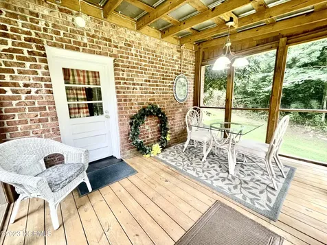 322 Forest Grove Avenue Jacksonville NC 28540
