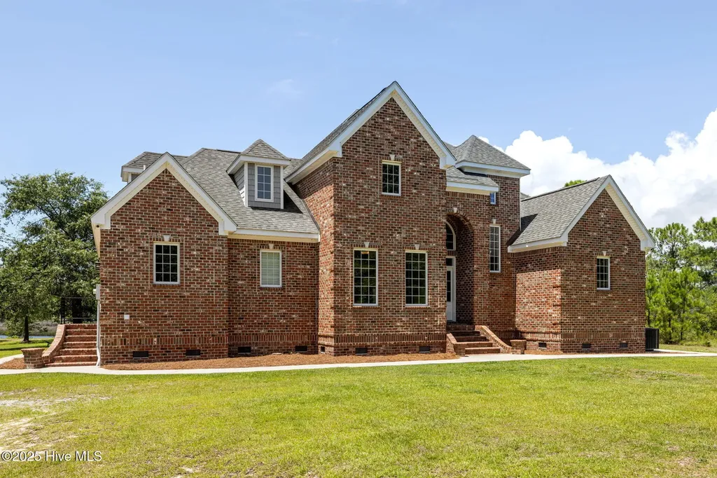 421 Old Swansboro Road Newport NC 28570