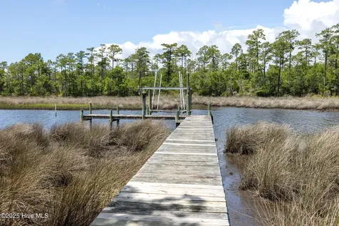 421 Old Swansboro Road Newport NC 28570