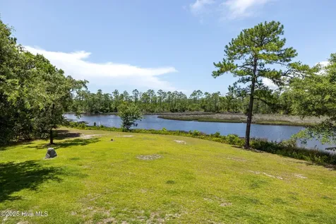 421 Old Swansboro Road Newport NC 28570