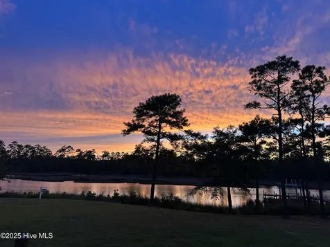 421 Old Swansboro Road Newport NC 28570