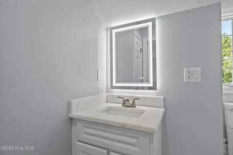 421 Old Swansboro Road Newport NC 28570