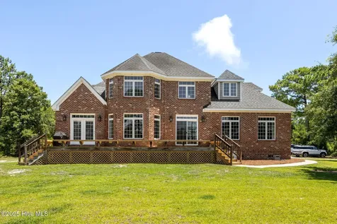 421 Old Swansboro Road Newport NC 28570