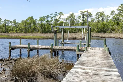 421 Old Swansboro Road Newport NC 28570