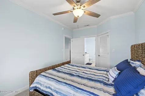 112 Oakleaf Drive Pine Knoll Shores NC 28512