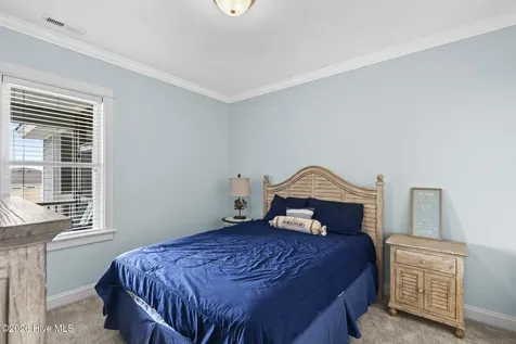 112 Oakleaf Drive Pine Knoll Shores NC 28512
