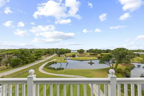 112 Oakleaf Drive Pine Knoll Shores NC 28512