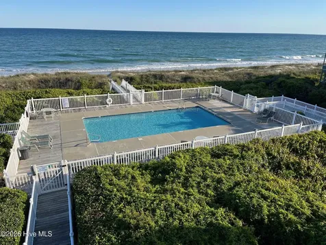 112 Oakleaf Drive Pine Knoll Shores NC 28512