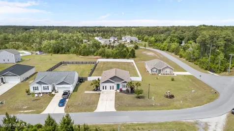 274 Norris Landing Road Peletier NC 28584